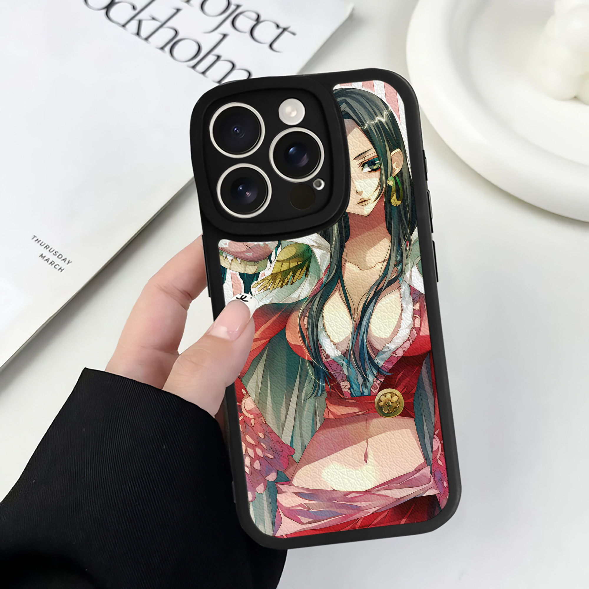 （画像用） ワンピース ONE PIECE 【iPhone 16シリーズ対応】シリコンスマホケース（レザー調） 材質：シリコン